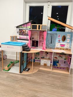 American Girl Dollhouse
