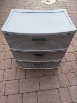 LIKE NEW STORAGE DRAWERS