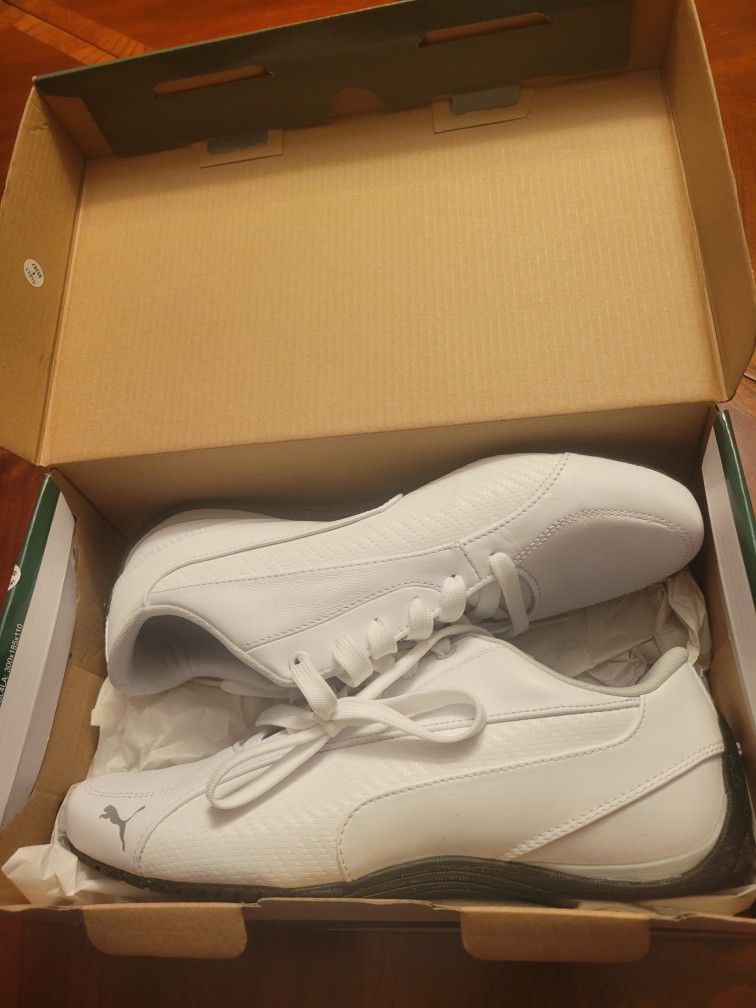 Puma Men drift cat 5 carbon shoes - Size 8