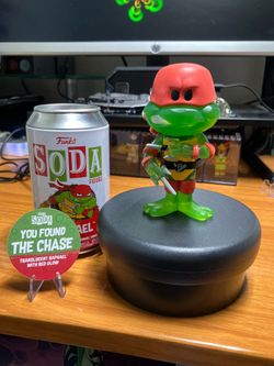 Funko Soda Glow Raphael Chase 1/2,000 TMNT