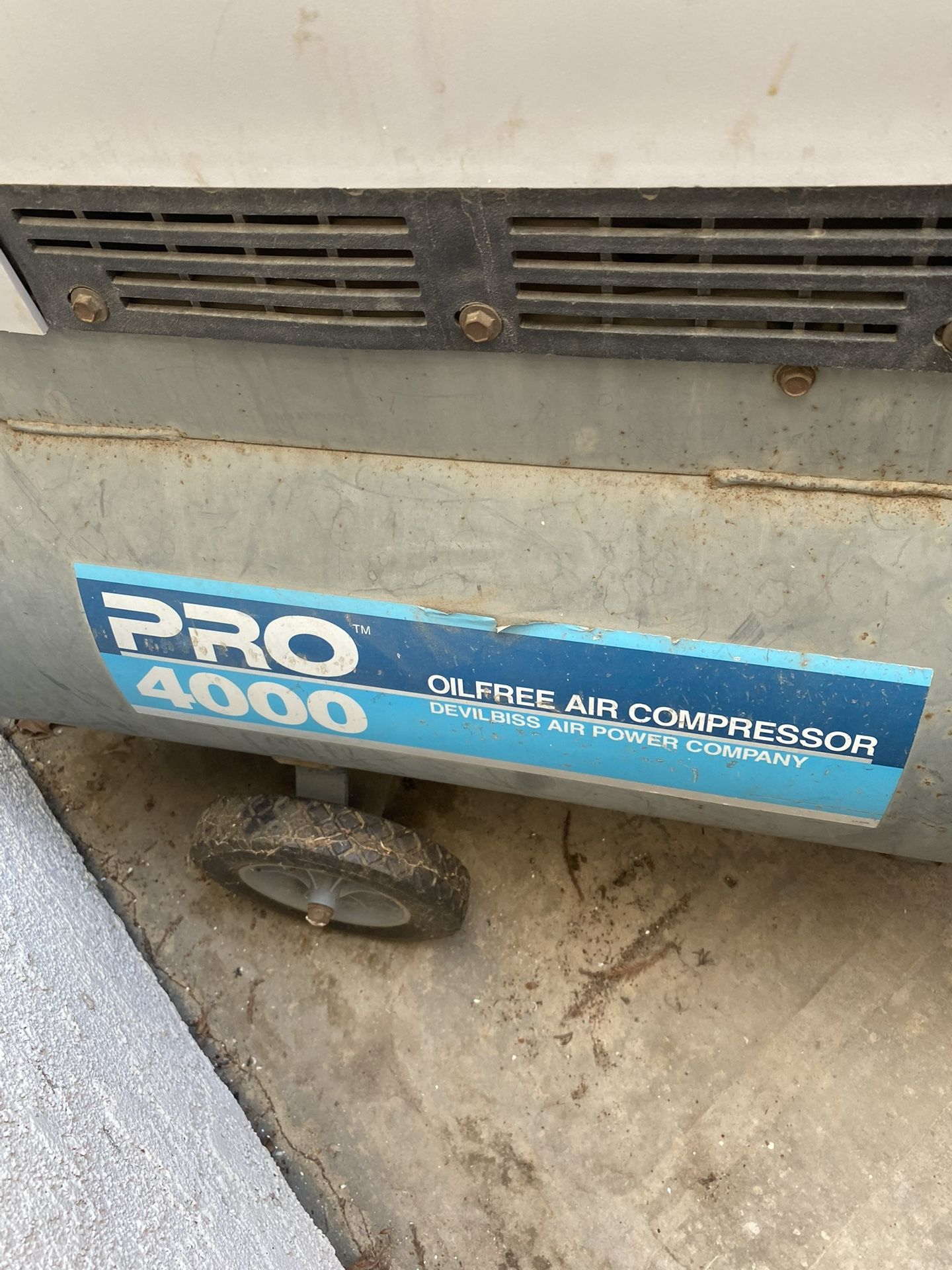 Devilbliss Pro 4000 -30 Gallon air compressor