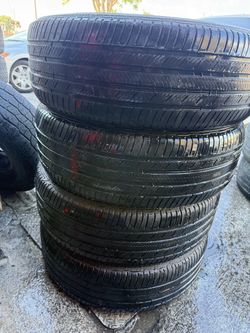 235/55R20 4 used tires michelin