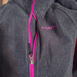 Girls Columbia Zipper Down Black And Pink Jacket Sized Small