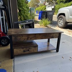 Lift-Top Coffee Table