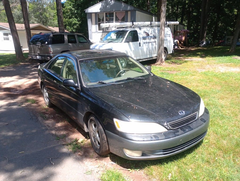 1999 Lexus ES 300