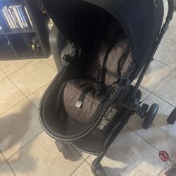 Evenflo Pivot Convertible Bassinet/Stroller