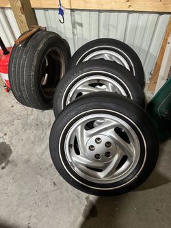Thunderbird wheels
