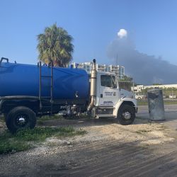 2500 Gallon Steel Water Tank