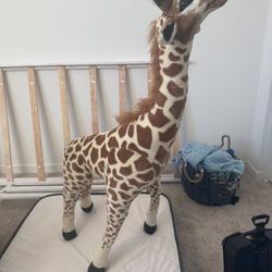 Stuffed giraffe 