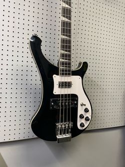 Chickenbacker Bass