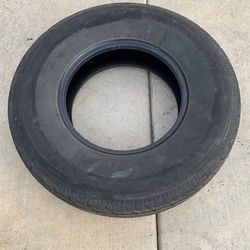 Trailer Tire Heavy Duty ST235-85R16 Gladiator QR25-TS