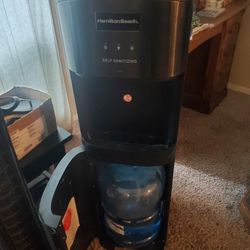 Hot /Cold Water Dispenser w/ Water Jug