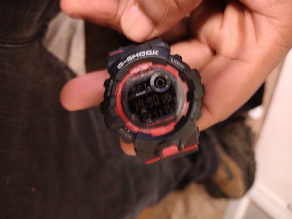 2 G Shocks 