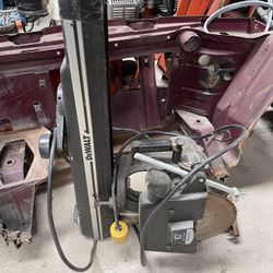Dewalt  Radial Arm Saw