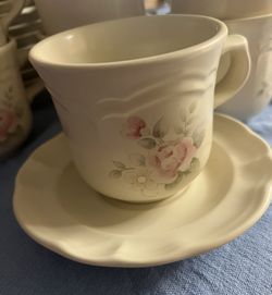 Pfaltzgraff Tea Rose Tea Cups and Plates