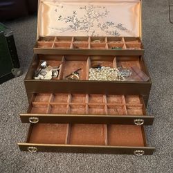 Lady BuxtonJewelry Box With Random Costume Jewelry 