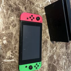Nintendo Switch 