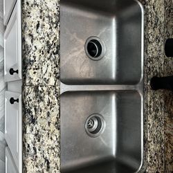 Under mount Kitchen Sink And Faucet