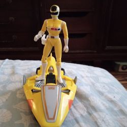 Yellow In Space Ranger With Glider/Motorcycle 