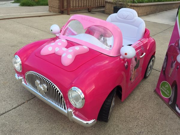 minnie mouse v6 car