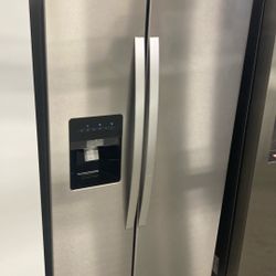 Whirlpool 2 Door Fridge