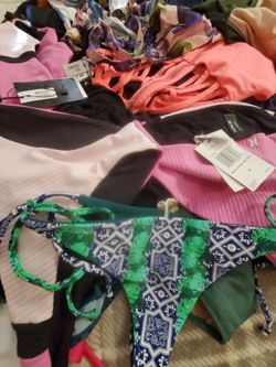 Swimwear beach ⛱️ swimsuit top bottom lot BRAND NEW