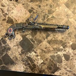 Victorian-Style Flintlock Pistol Replica