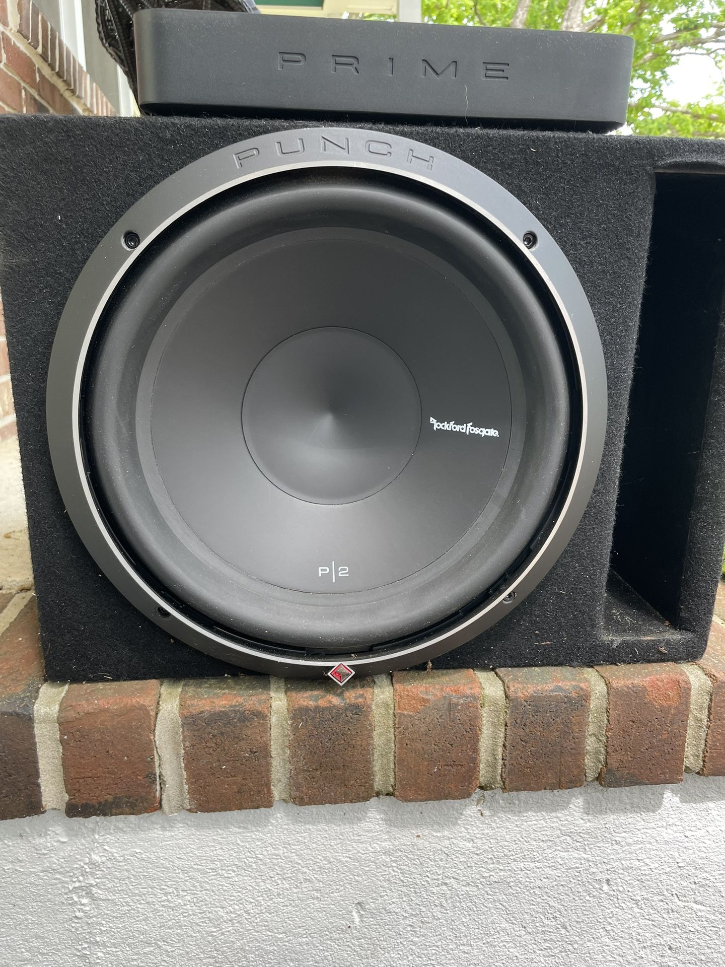Rockford Fosgate P212 Subwoofer w/ Box & Prime R250x1 Amp for Sale in
