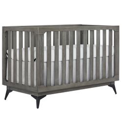 Baby Crib Snd Mattress 