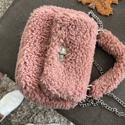 Fluffy Purse 
