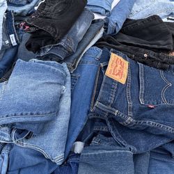 50 Pcs Of Denim Jeans For $100
