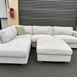 Sectional Couch 
