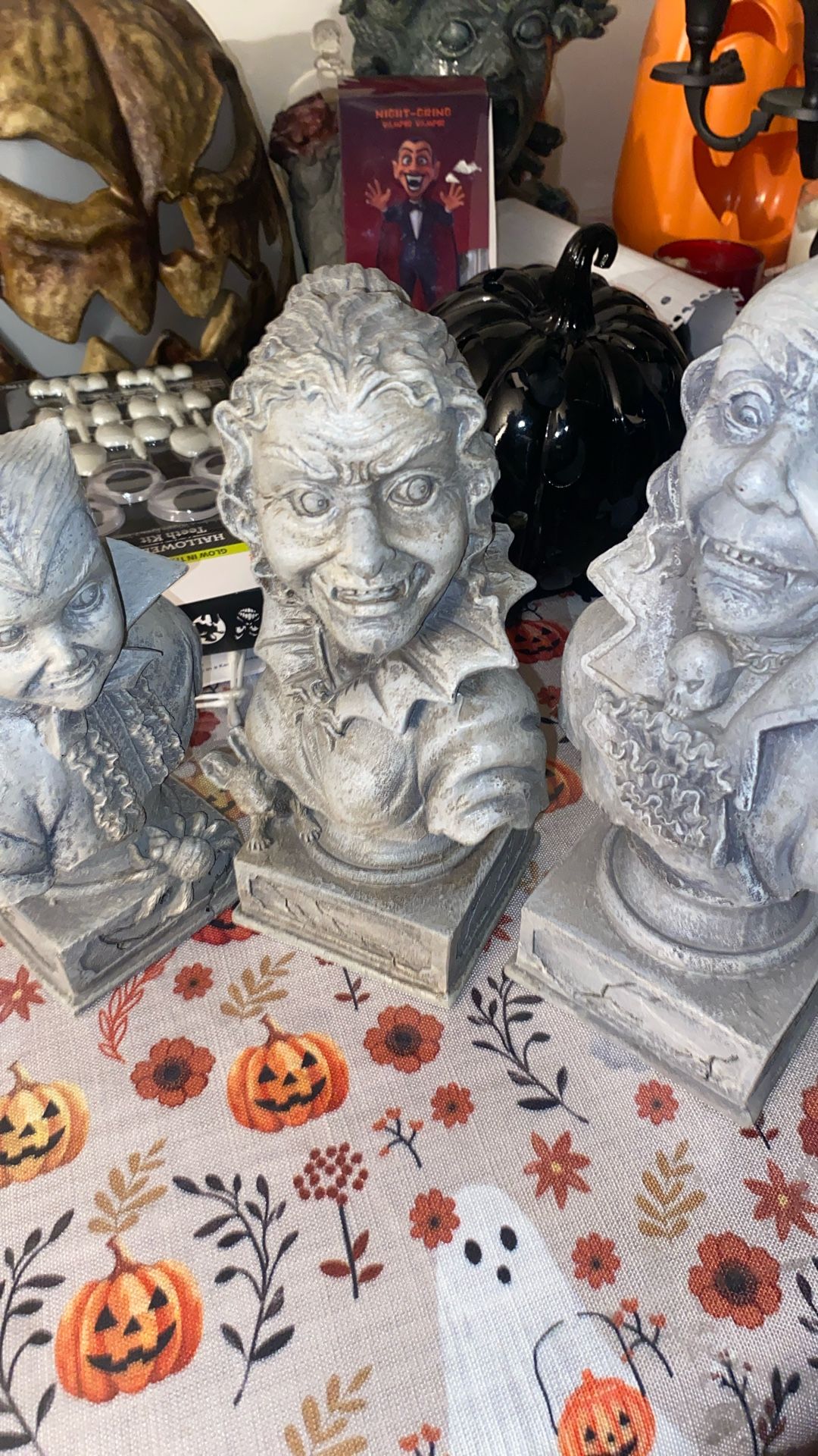 LILLIAN VERNON VAMPIRE STATUE BUSTS
