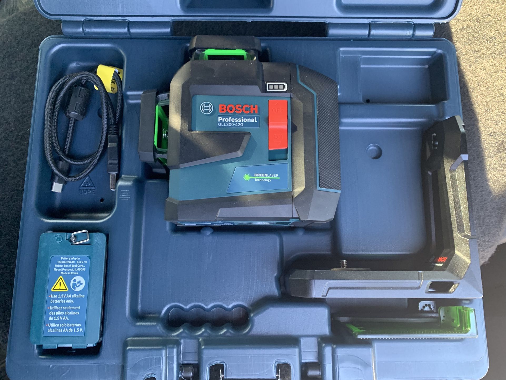 Bosch 260 ft. Green Self Leveling Line Laser Level, Fine Adjustment Mount and Hard Carrying Case