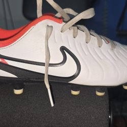 Nike Tiempo Flytouch Lite Soccer Cleats