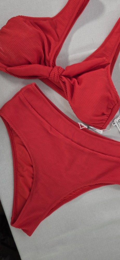 New Two Piece Red Bow Top Bathing Suit / Swimsuit Medium
