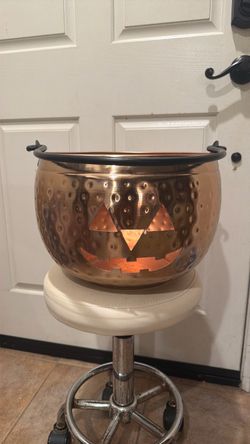 Large Hammered Copper/ Bronzed finish Jack-O-Lantern Cauldron