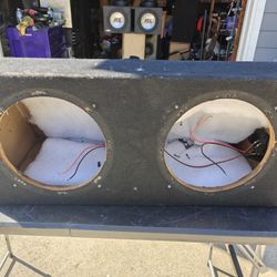 Custom Dual 12 Sealed Sub Bix