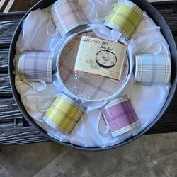 Vintage NIB/ I. Godinger & Co. (6) Pastel Berry Plaid Espresso Cups and Saucers