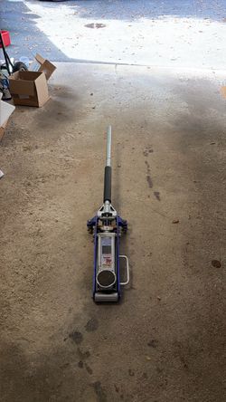 Title: Pittsburgh Automotive 1.5-Ton Aluminum Racing Floor Jack - Complete Handle