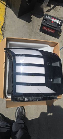 2026 Palisade right headlight
