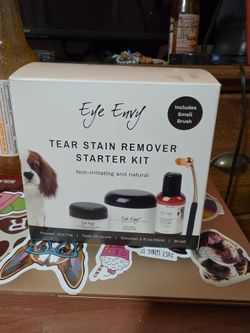 Eye Envy Dog Tear Stain Remover Starter Kit with ProPowder Brush | Stain Solution, Applicator Pads, Stain Powder and Small Applicator Brush | Lasts

3