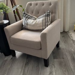 Popel Tufted Linen Armchair