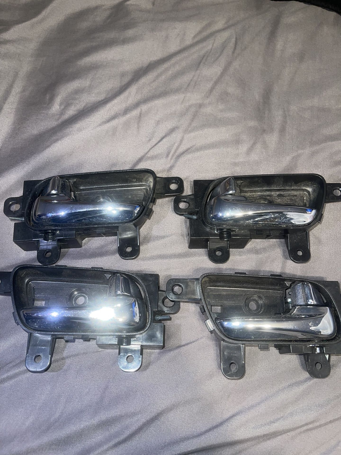 G35/g37 Interior Door Handles
