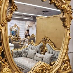 New Consol Table Hand Carved Magnificent Piece 