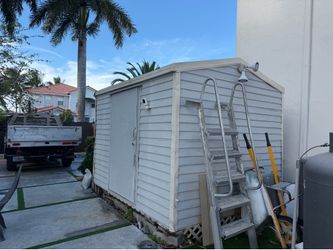 Casita de patio 8X10 $500