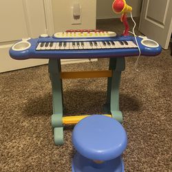 Gymax 37 Key Electronic Keyboard Kids Toy Piano MP3 Input w/ Microphone & Stool