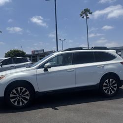 2017 SUBARU OUTBACK $20.995