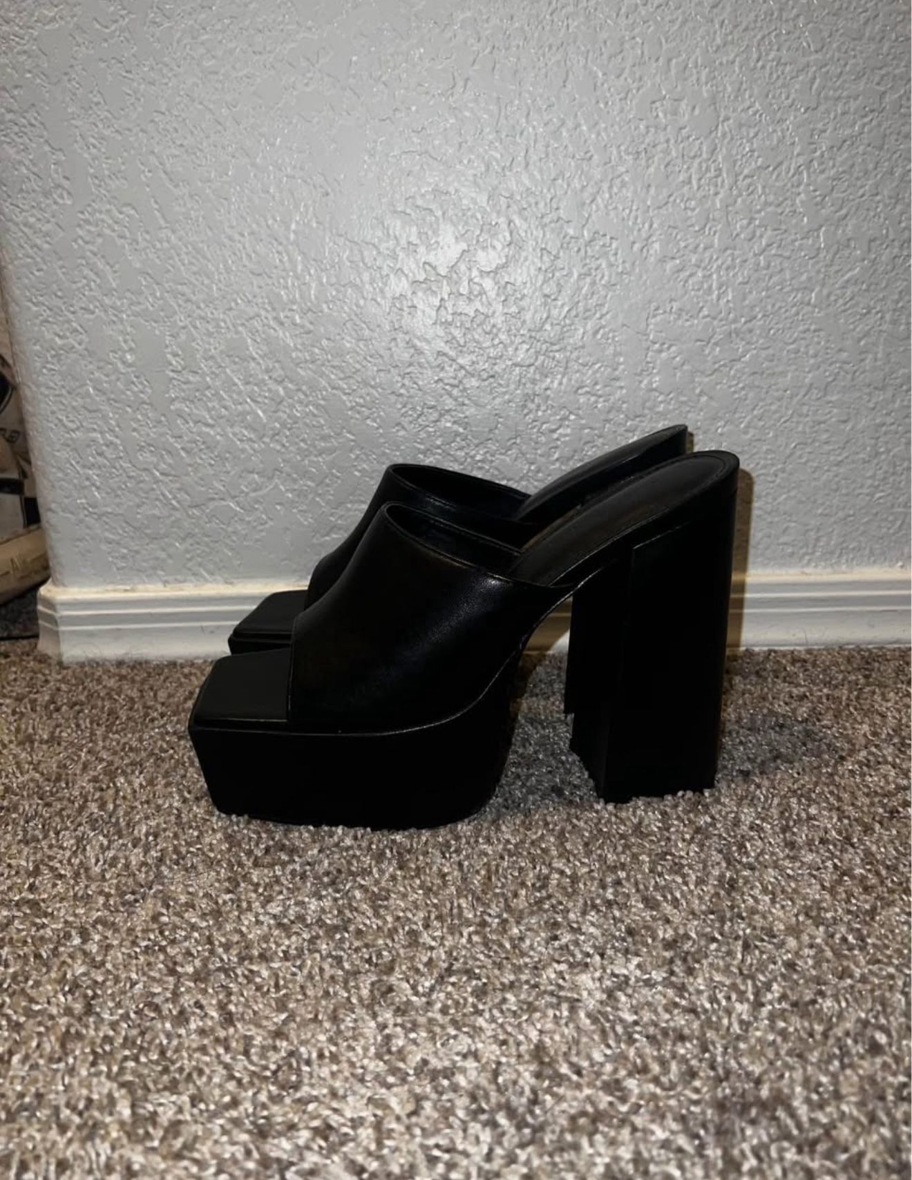 Black Chunky Heels