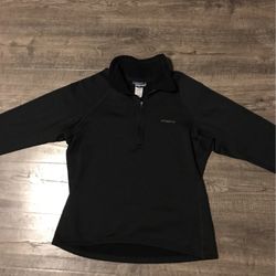 Patagonia Women’s Fleece Pullover 